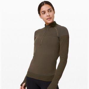 NWT! Lululemon Keep the Heat 1/2 Zip, Size 4